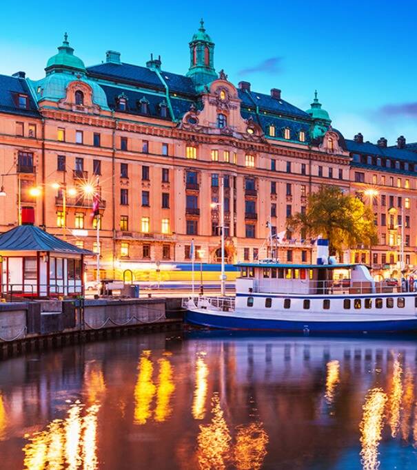 7-Night Norway & Stockholm Small Group Tour Package