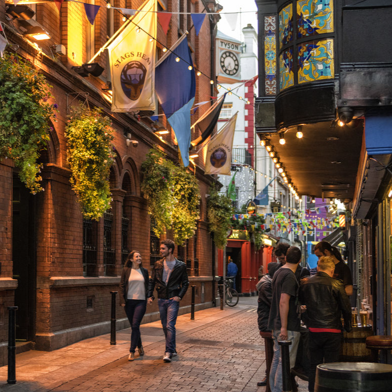 Ireland: Luxe 6-Night, Small-Group Pub Tour