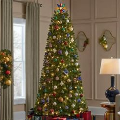 Pre-Lit 7.5' Artificial Christmas Tree