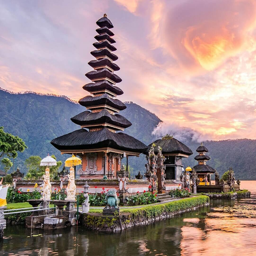 Bali: 7-Night, Upscale Trip w/Air, Tours, Transfers & More