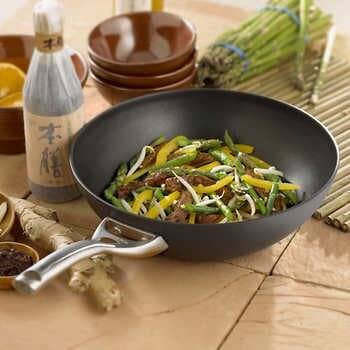 Calphalon Hard Anodized 10” Nonstick Flat-Bottom Wok