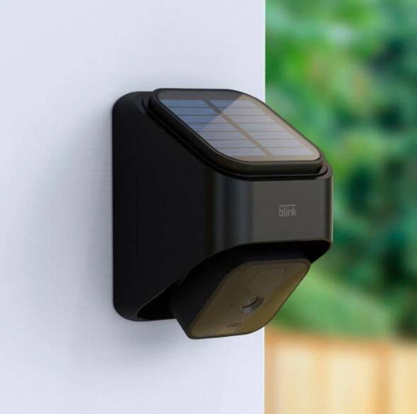 Blink Outdoor Camera + Solar Panel Charging Mount Kit