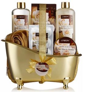 Lovery Bath Gift Sets @Macy's