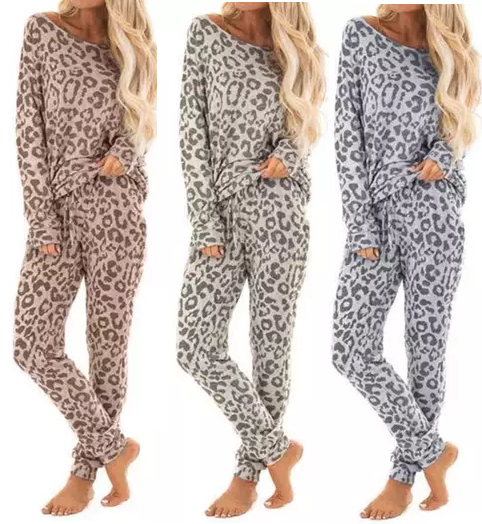 2-Piece Women's Leopard Lounge Set