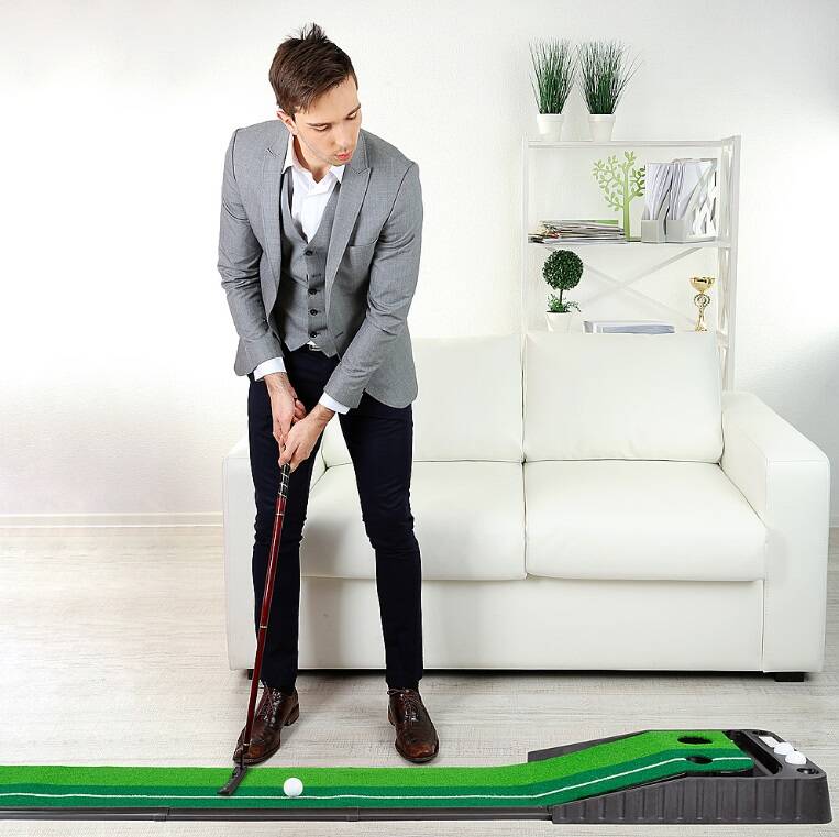 Putting Green Golf Ball Practice Mat