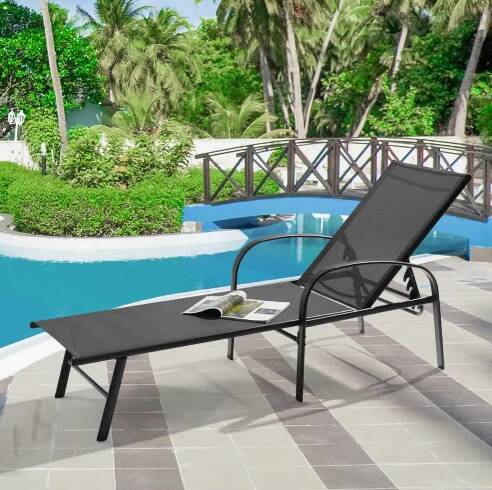 Stackable Metal Outdoor Lounge Chair