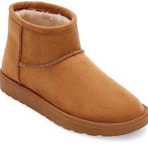 Arizona Women's  Faux Fur Winter Boots