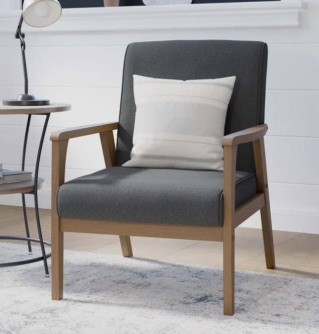 Lark Manor 30'' Armchair