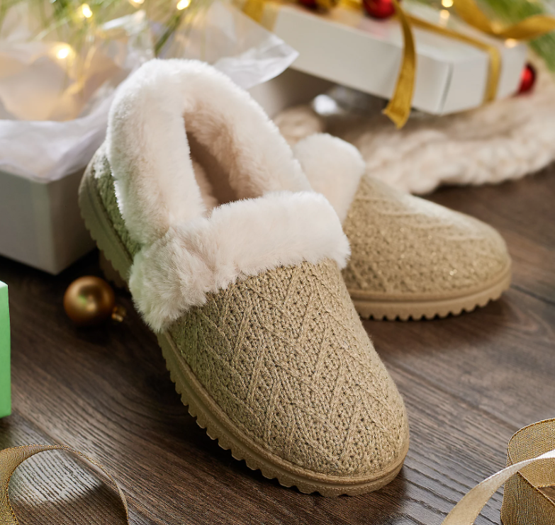 Skechers Cozy Sparkle Knit Slippers