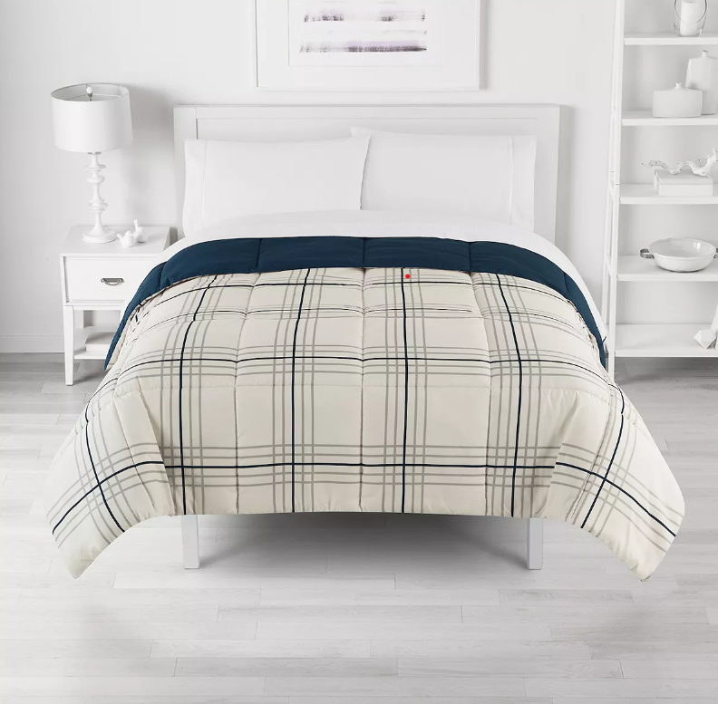 The Big One Down-Alternative Reversible Comforter