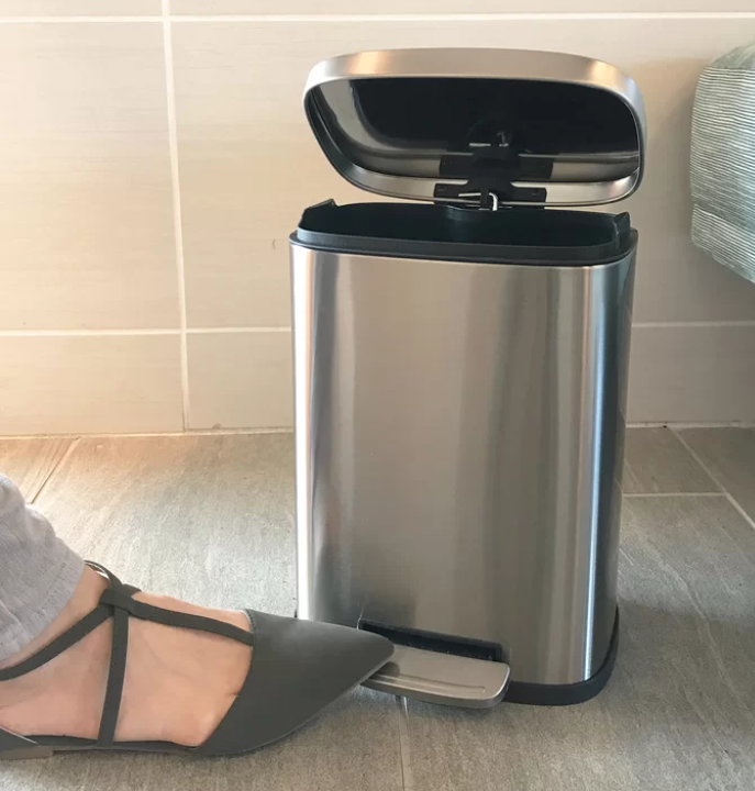 iTouchless Softstep 1.32-Gal Trashcan