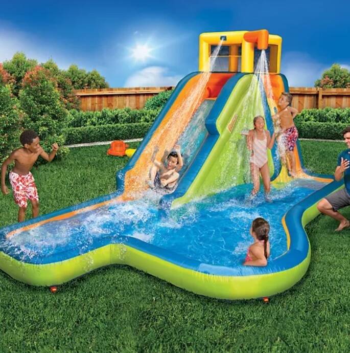 Banzai Slide 'N Soak Splash Park