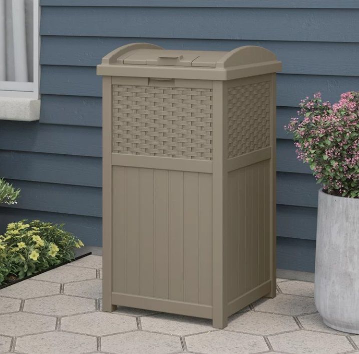 Wicker Hideaway 30-Gl Trash Can