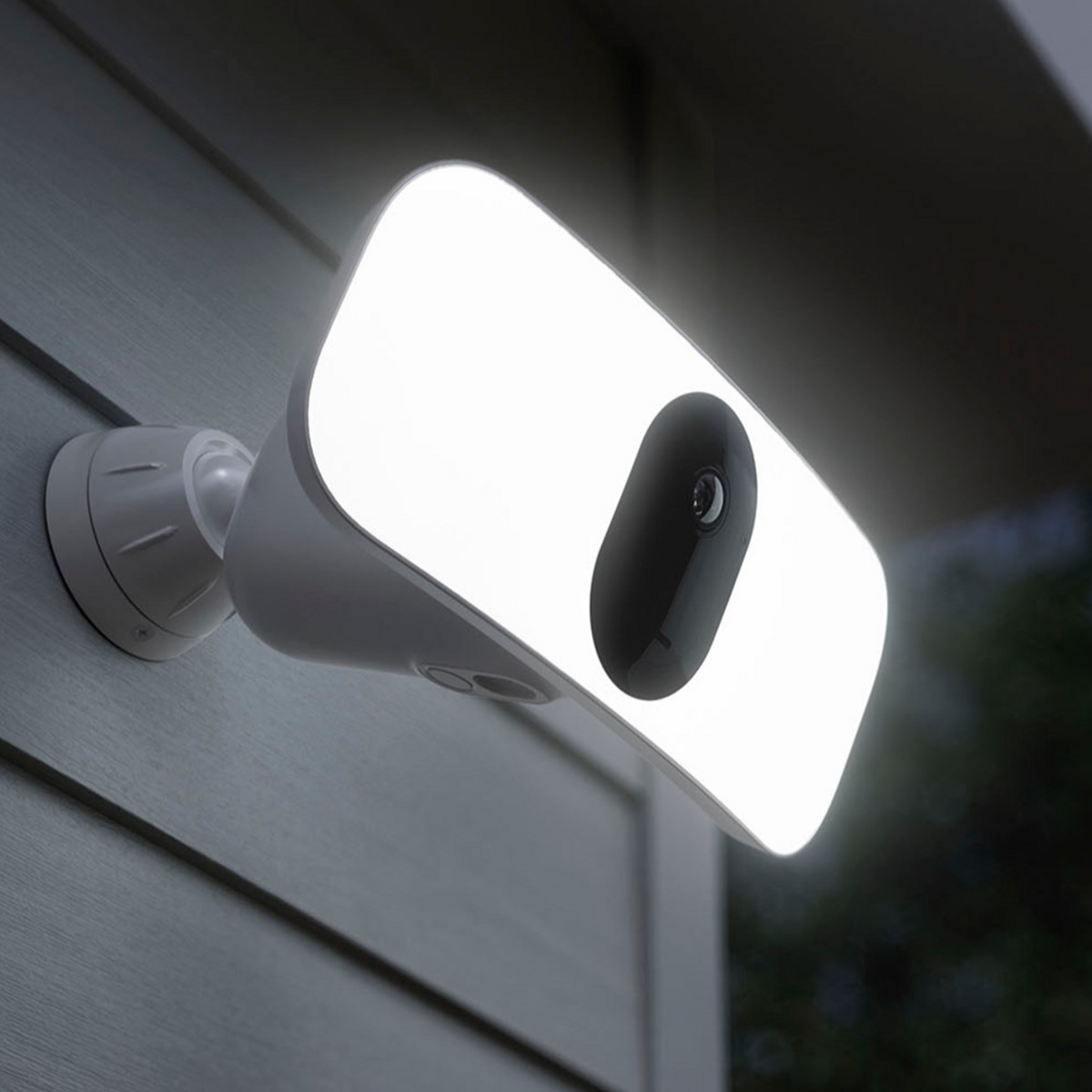 Arlo Pro 3 Wireless Wi-Fi LED Floodlight Camera