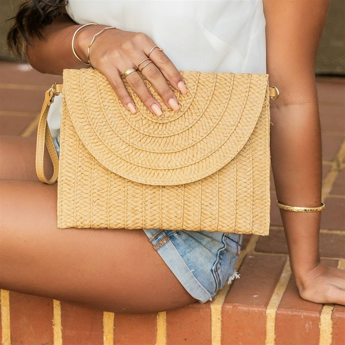 Convertible Straw Crossbody Clutch